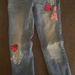 Have nice women’s jeans